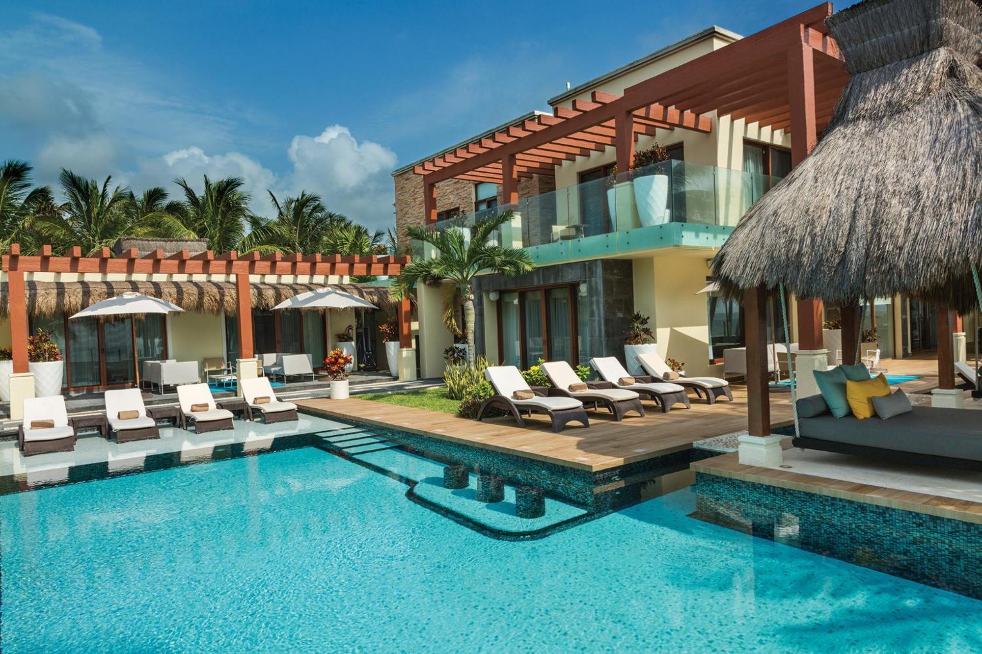 Azul Villa Esmeralda ปัวร์โตโมเรลอส ภายนอก รูปภาพ